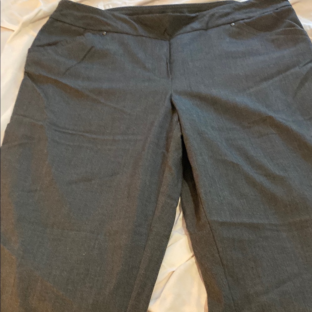 Gray Straight Leg Pants with Professional Style